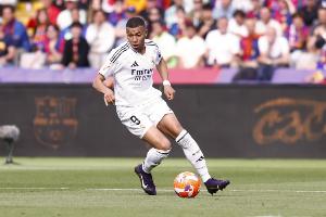 每體：姆巴佩首次首發(fā)出場(chǎng)，這也讓皇馬在逼搶中首次失去咬合力