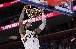 美記：盡管有球隊(duì)向太陽表達(dá)對(duì)理查茲的興趣 但太陽更想留下他