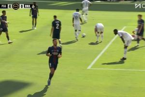 慘案！拉莫斯原地轉(zhuǎn)身抽射得手，巴黎4-0領(lǐng)先皇馬