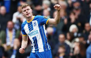 迪馬：羅馬正推進(jìn)租借埃文-弗格森，目前在等球員本人同意