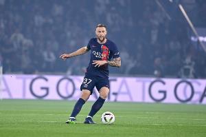 記者：費(fèi)內(nèi)巴切深入商談引進(jìn)什克里尼亞爾，交易方式為永久轉(zhuǎn)會(huì)