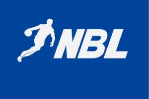 聯(lián)賽只剩8隊(duì)！付政浩：我相信NBL不止廣西威壯這一支球隊(duì)欠薪