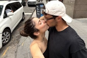 ??甜甜的青春戀愛！若奧-內(nèi)維斯更新與明星女友甜蜜游玩紐約照