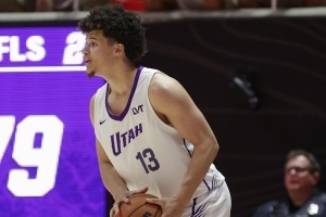 MOP的實力！克萊頓17中8得21分6板3助 最后時刻傷退