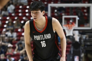 波杰姆斯基：楊瀚森的傳球等技巧已展示出來 會慢慢找到自己位置