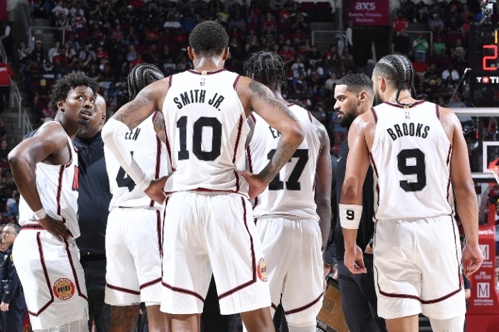 斯通：我們其實(shí)很喜歡交易前的陣容 想要KD但必須要以合理的價(jià)格