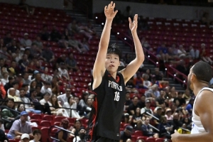 美記：拿楊瀚森和約基奇對比有一些道理 新季首發(fā)中鋒仍是克林根