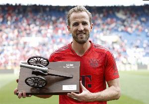 熱刺名宿：凱恩絕對(duì)是“長青球員”，年齡增長后10號(hào)位也很適合他