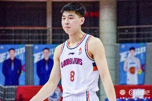 媒體人:崔永熙有意回CBA 廣州就簽約權(quán)轉(zhuǎn)讓向北控要價(jià) 談判暫擱淺