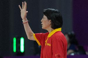 全面下風(fēng)！中國(guó)女籃U19三分21投僅4中 罰球26中18&全隊(duì)多達(dá)21失誤