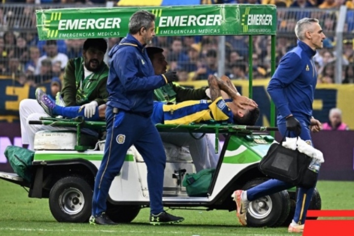 真狠！37歲迪馬利亞回歸阿根廷首秀傷退，被對手結結實實踩到小腿