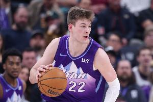 亂殺！菲利波夫斯基三場夏聯(lián)場均29.3分7.7板 得分領跑所有球員