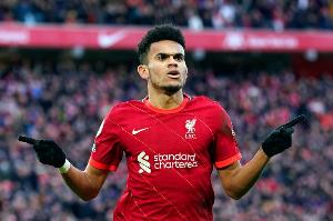 德天空：拜仁正在準(zhǔn)備對迪亞斯的新報價 這筆轉(zhuǎn)會是拜仁首要任務(wù)