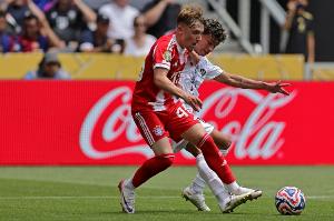 記者：預(yù)計17歲倫納特-卡爾將留在拜仁一線隊，擔(dān)任奧利塞的替補