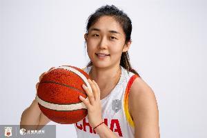 殺傷可以！潘臻琦半場10分鐘2中1拿到5分 罰球4中3