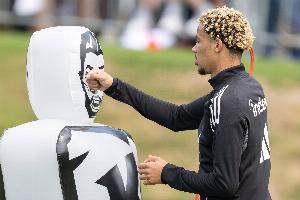 圖片報(bào)：紐卡希望1億歐簽下?；倏?新月表態(tài)不缺錢但球員不想去