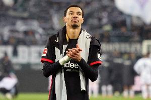 德天空：利物浦尚未正式報(bào)價(jià)?；倏?，今日將與法蘭克福談判