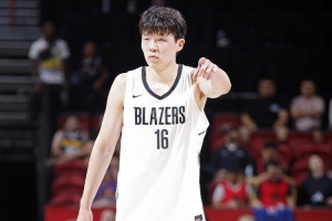 楊瀚森：最近聽(tīng)歌不多 不過(guò)華云龍的山東說(shuō)唱聽(tīng)了一些&詞很厲害