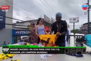 家鄉(xiāng)的驕傲！凱塞多在家鄉(xiāng)大篷車游行并簽名，慶祝贏得世俱杯