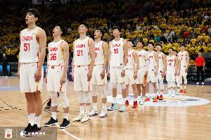 ??亞洲杯首期實(shí)力榜：澳大利亞男籃第一 中國男籃排名第四