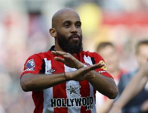 曼聯(lián)資訊號：姆貝莫周六將完成第一部分體檢，周日簽約&隨隊赴美