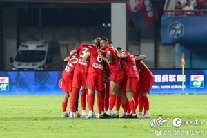 河南俱樂部酒祖杜康1-1梅州客家 阿奇姆彭頭球破門