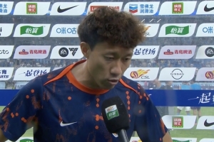 宋龍談輸球：對方新外援能力很強(qiáng)，面對強(qiáng)力前鋒要有更強(qiáng)硬防守