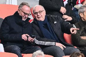 前拜仁總監(jiān)：赫內(nèi)斯、魯梅尼格不是引援障礙，他們支持合理的方案