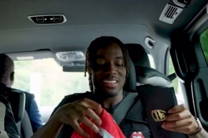 愛不釋手！馬杜埃凱：阿森納球衣太酷了，我迫不及待想穿上它