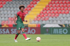 德天空：馬競與維加的談判進展順利，拜仁欣賞球員但尚未參與競爭