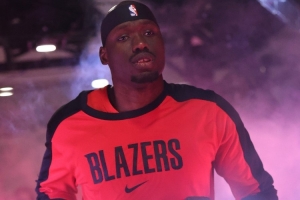 媒體人：里斯目前仍在開拓者計(jì)劃當(dāng)中 短期內(nèi)很難回到CBA打球