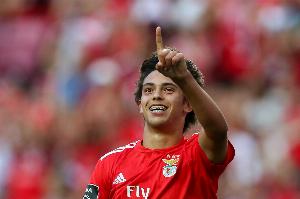 結(jié)束流浪！25歲菲利克斯三賽季5次換隊，1億身價的金童僅剩2000萬