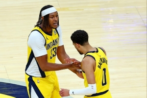 哈利伯頓談特納簽約雄鹿：說(shuō)到底這是一門(mén)生意 我祝他一切順利