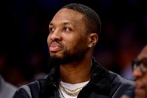 孩子們對回歸有何反應(yīng)？利拉德：我女兒說不用坐飛機(jī)回密爾沃基了