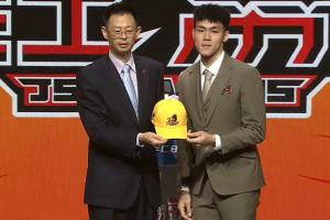 ??媒體人此前報(bào)道：龐崢麟若被非心儀CBA隊(duì)選中 大概率留在NBL