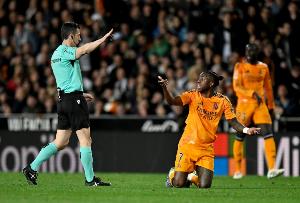 世體：西班牙足協(xié)建議提高裁判年薪2%，目前西甲主裁年薪約30萬(wàn)歐