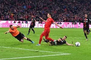 圖片報：摩納哥有意藥廠門將赫拉德茨基，轉(zhuǎn)會費預(yù)計為400萬歐