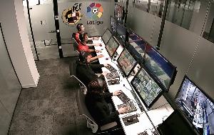 阿斯：西班牙足球?qū)⒁胼p量級(jí)VAR審核進(jìn)球點(diǎn)球，教練可提出挑戰(zhàn)