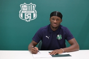 官方：薩索洛租借簽下馬賽23歲中場科內(nèi)，含條件性強(qiáng)制買斷條款