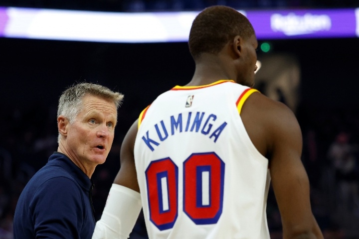 薪資專(zhuān)家曬30隊(duì)空余名額：勇士刺眼 火箭剩1空位 湖人1空位+1雙向