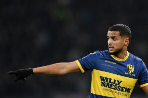 記者：巴塞爾、根特、薩索洛有意23歲荷蘭中場伊哈塔倫