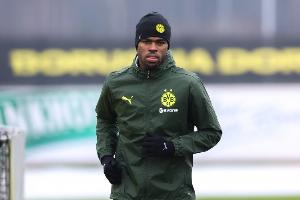 羅馬諾：多特在談楚克烏梅卡的永久轉(zhuǎn)會(huì)，切爾西不接受租借