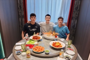 兩名小球員最低谷楊鳴送去鼓勵(lì) 好好練說不定遼寧有“意外收獲”