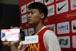 趙睿：希望老隊(duì)員給年輕球員帶動(dòng)起來(lái) 期待年輕人后面能站出來(lái)