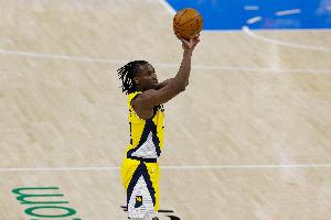 最多能簽3年6450萬(wàn) 媒體人：內(nèi)史密斯和步行者已開(kāi)啟提前續(xù)約談判