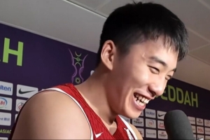 王俊杰：郭指導給我們部署了很多戰(zhàn)略 給我布置的任務完成得還行