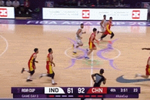 媒體人：對(duì)上有后場(chǎng)歸化的球隊(duì) 郭指導(dǎo)可以嘗試讓雷蒙防防小外援