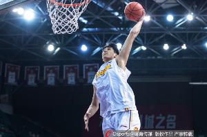 媒體人：山西年輕球員呂加暉 在于米提交易中被送至廣州