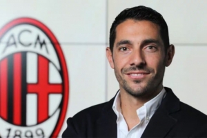 記者：通過考試，米蘭技術(shù)總監(jiān)蒙卡達(dá)獲體育總監(jiān)從業(yè)資格