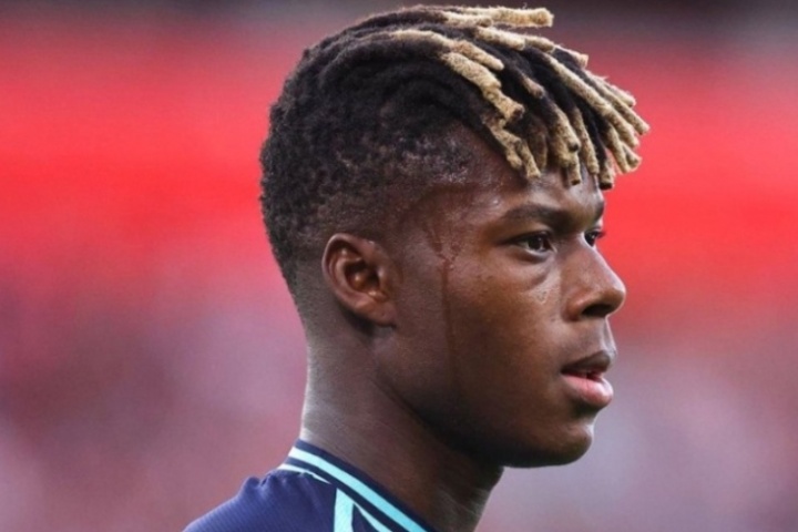 身價7000萬??尼科續(xù)約10年季前賽4場0球，戰(zhàn)阿森納多項(xiàng)數(shù)據(jù)掛0